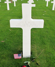 Pfc Joe E. Moss