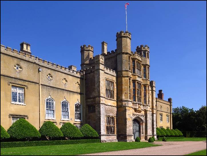A large building with a flag on top

Description automatically generated with low confidence