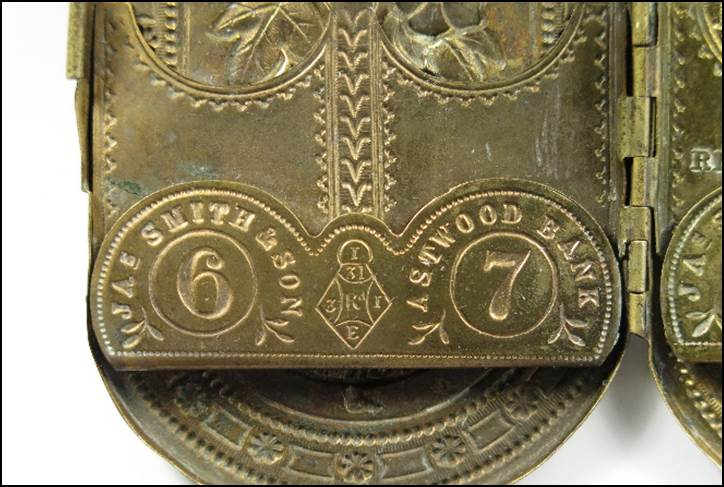 A picture containing coin

Description automatically generated