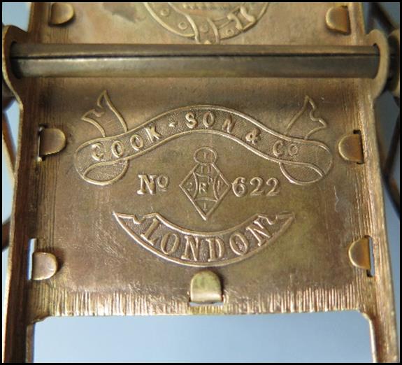 A close-up of a metal object

Description automatically generated