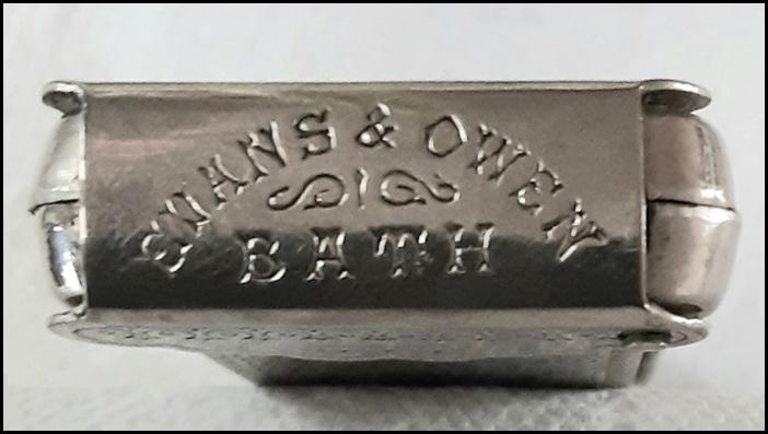 A close up of a metal object

Description automatically generated