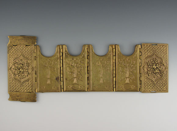 Beatrice 4
section needle case