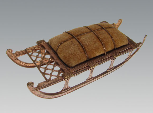 Arctic Sledge needle
case