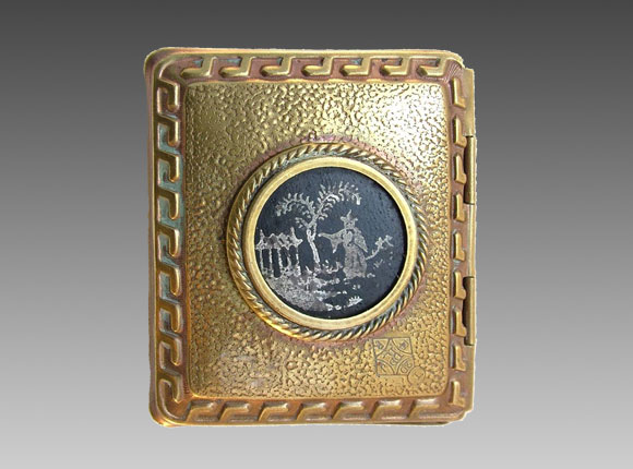 Chinoiserie needle
case