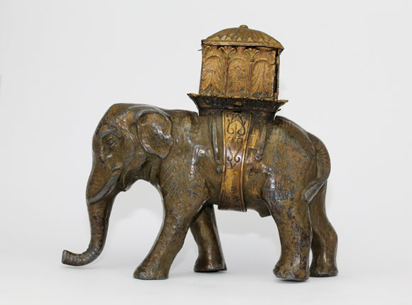Elephant with Howdah needle 
case