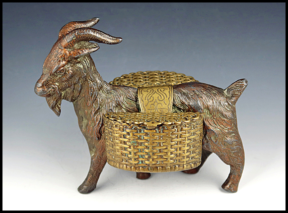 Goat with Panniers needle 
case