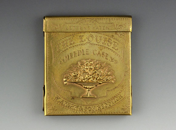 Louise Square needle
case