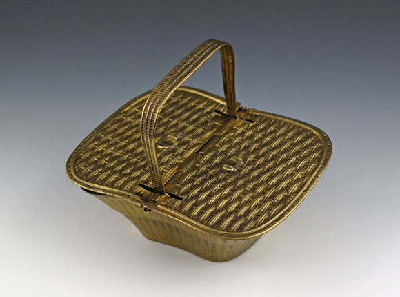 Picnic Basket needle 
case
