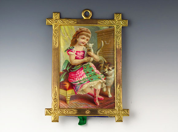 Picture in Cruciform 
Frame needle case