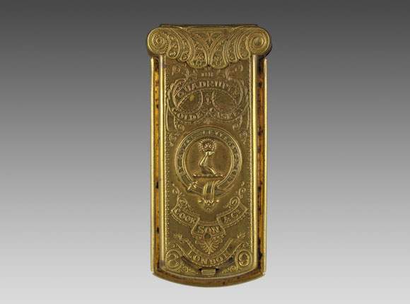 Quadrupe Golden Casket
Bent Arm with Wreath