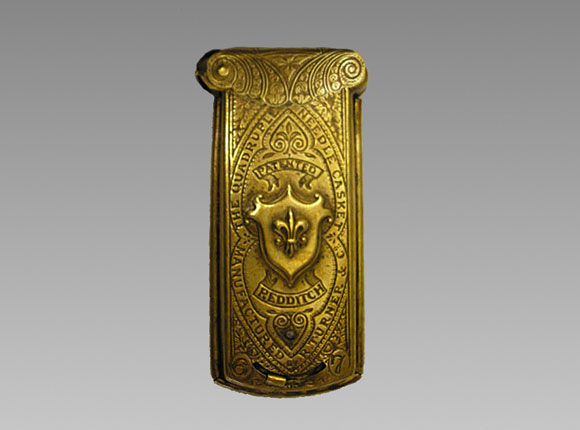 Quadruple Needle
Casket needle case