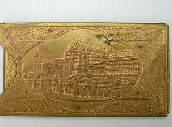 Royal with Crystal
Palace needle case