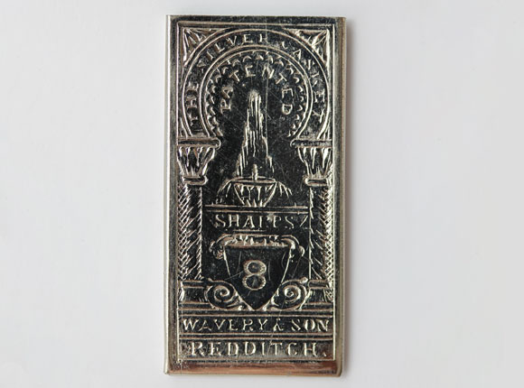 Silver Casket
with Flowers needle case