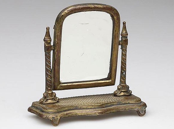 Table Swivel Mirror
needle case