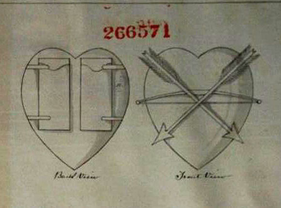 Bow and Arrows on Heart 
needle case